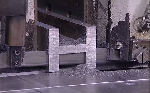 丰满大揭秘：带锯条价格多少钱才能买到高质量的产品？